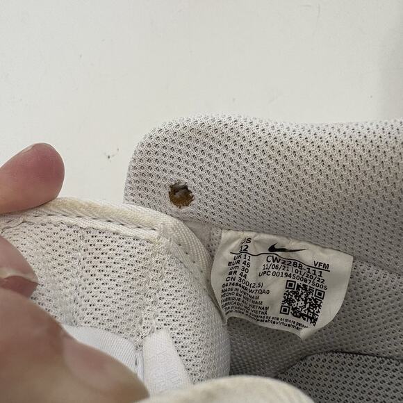 Nike‎ Air Force 1 '07 Low top Triple White Shoe- US Size 12- CW2288-111 - Picture 6 of 10